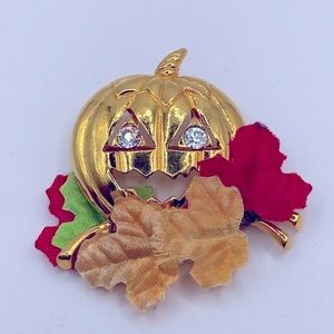 Vintage Avon Gold Jack-O-Lantern Pumpkin Brooch Rhinestone Fall Leaves